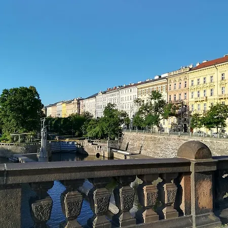 Апартаменты Kinsky Park View